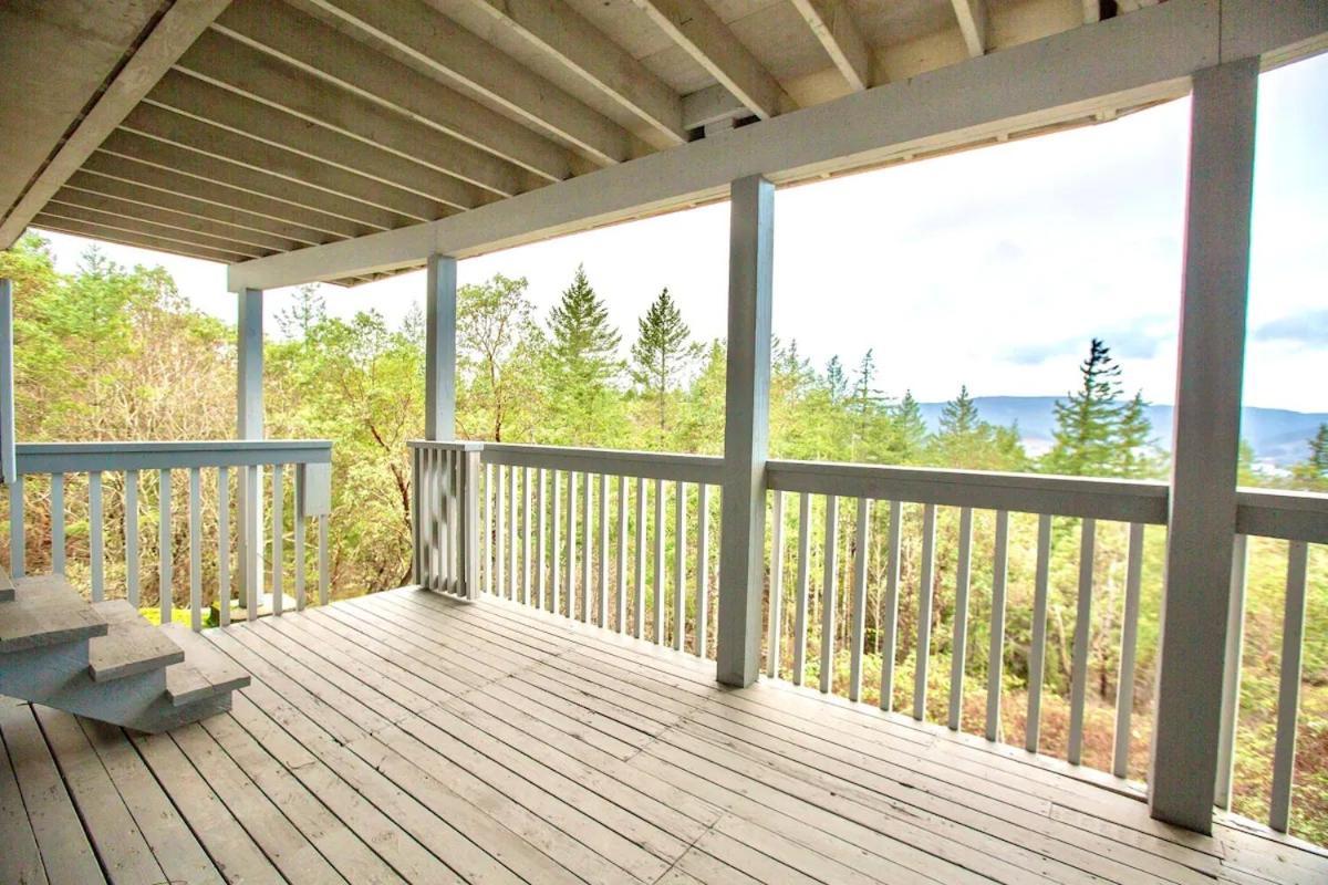 Stunning Home With Amazing Views Near The City 維多利亞 外观 照片